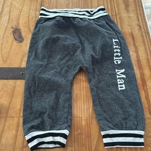 Pants size 9-12 months